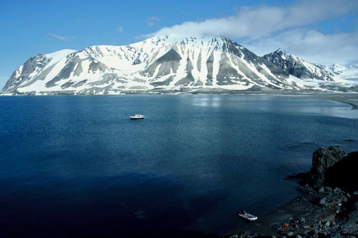 Spitsbergen Gåshamna Bay – Expedition Ice